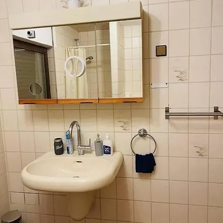 Lejlighed Arbeiterwohnung, Bis Zu 9 Personen, Langzeitmieter, Monteurzimmer
