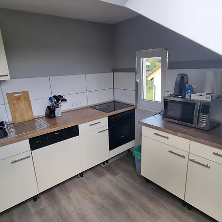 Arbeiterwohnung, Bis Zu 9 Personen, Langzeitmieter, Monteurzimmer * Gelnhausen
